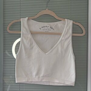 Aeropostale White Ribbed V-Neck Crop Tank